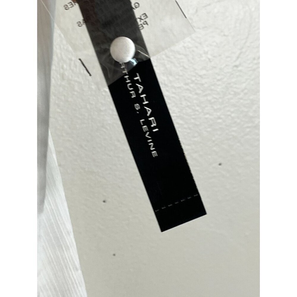 Tahari Ruffle Top XL White Ribbed Neutral Workwear Feminine Classic Chic Preppy - Picture 4 of 8